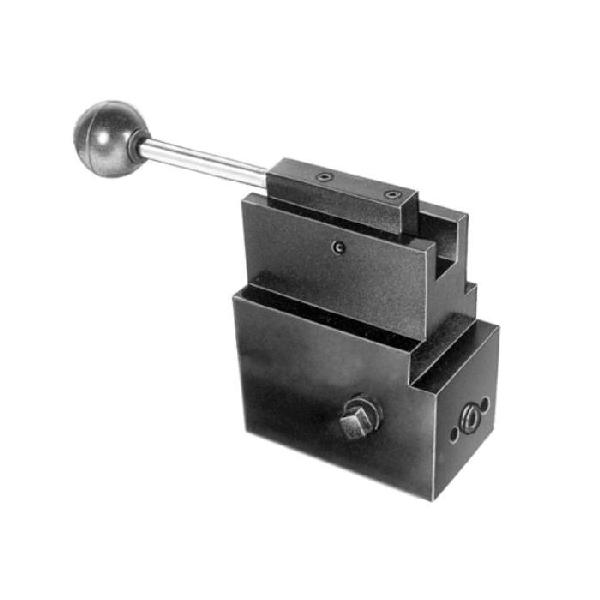 Pump Mounted Valve, Tandem Center Metering, 3/8 in NPTF Port, 10000 psi Pressure, 5 cu-ft/min Flow Rate, 3-Way Ports/Ways, Media: Oil, Lever Operated Actuation, Steel Body