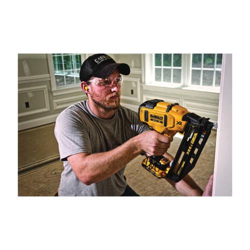 Cordless Finish Nailer Kit, Brushless, Kit Bare Tool/Kit, 1-1/4 to 2-1/2 in Fastener, Glue Collation, 20 °Collation, 110 Nails Magazine, Rear Load Loading, Sequential/Bump Trigger, Non-Marring with Tool Free Jam Clearance Tip, 20 VDC, Battery Power S