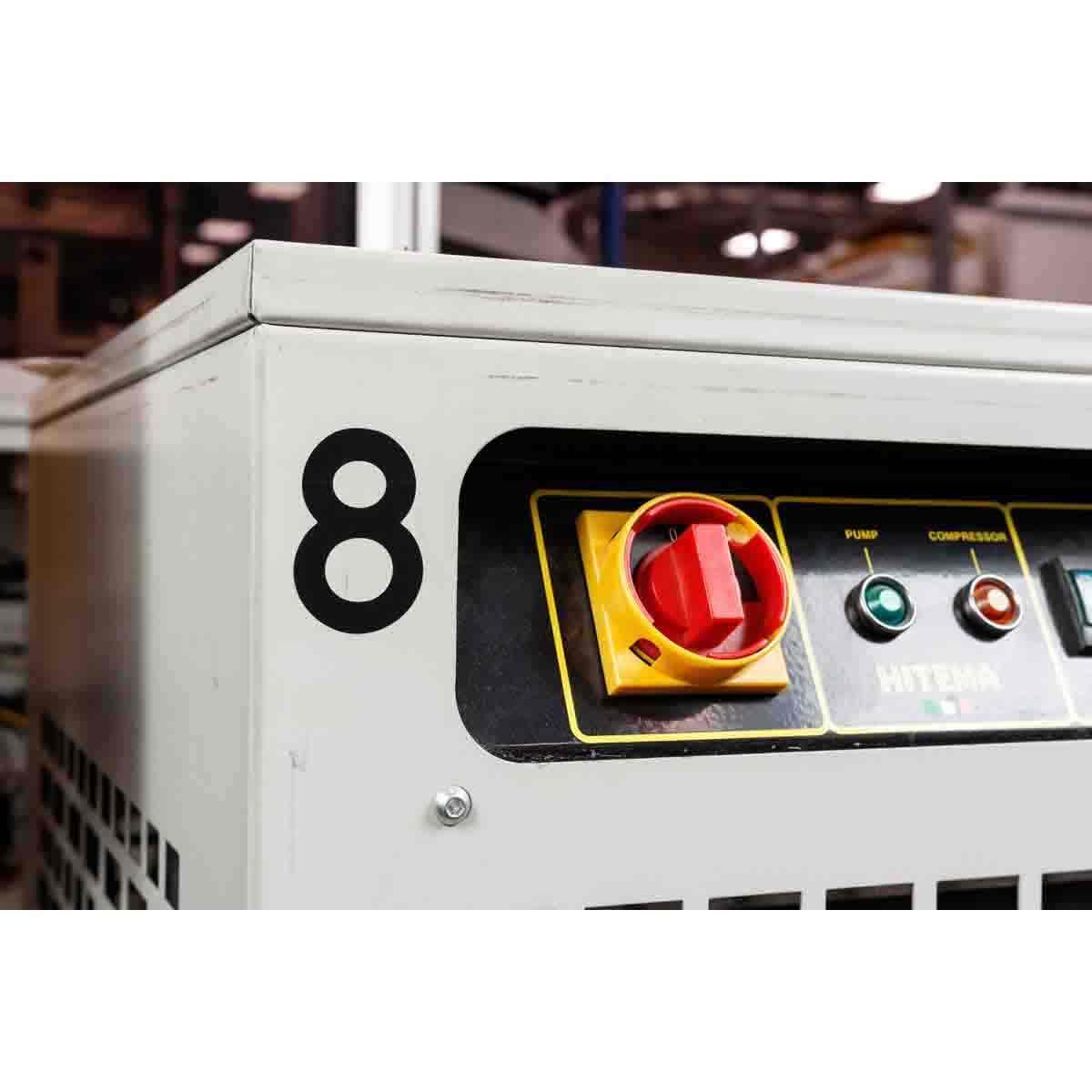 Numbers, Self-Spacing, Series: Quik-Align®, Character: 6, 4 Inch Character Height, Black Character, Polyester with Polyester Overlaminate, 1 Cards, 4 Inch Overall Height, 3.563 Inch Overall Width, 10 Labels per Card