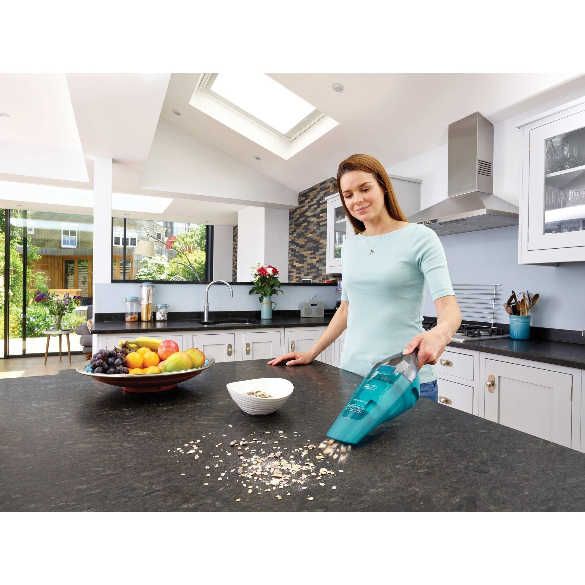 Wet/Dry Handheld Vacuum, Cordless, 7.2 V, Lithium-Ion Power Source, 5.4 in H x 4.5 in W x 17.1 in L Dimensions