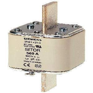 LINK FUSE 690VAC 440VDC 710A SURF