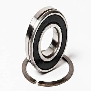 Ball Bearing, Deep Groove, 0.75 in Bore, 47 mm OD, 1 Rows, 14 mm Width, Contact Seal Closure, Steel Cage
